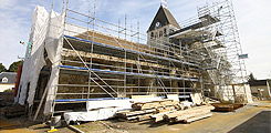 Charpentes de la nef et du choeur - Eglise Saint-Pierre, Plaisir (78) Ile-de-France